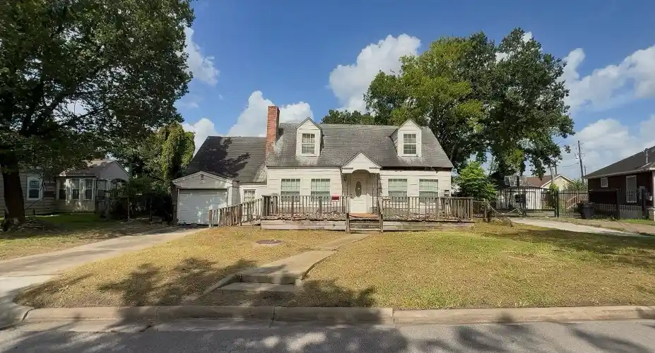 Lawn after professional lawn care service in Lafayette, LA